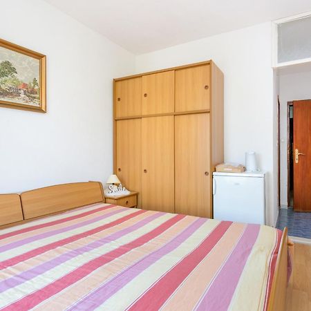 Double Room Supetar 5658D Екстер'єр фото